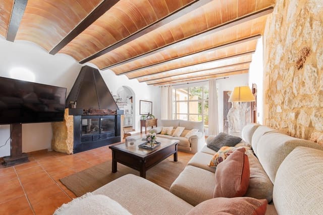 Finca/Casa Rural de 4 habitaciones en Manacor en venta con piscina garaje - 1.395.000 € (Ref: 7045791)