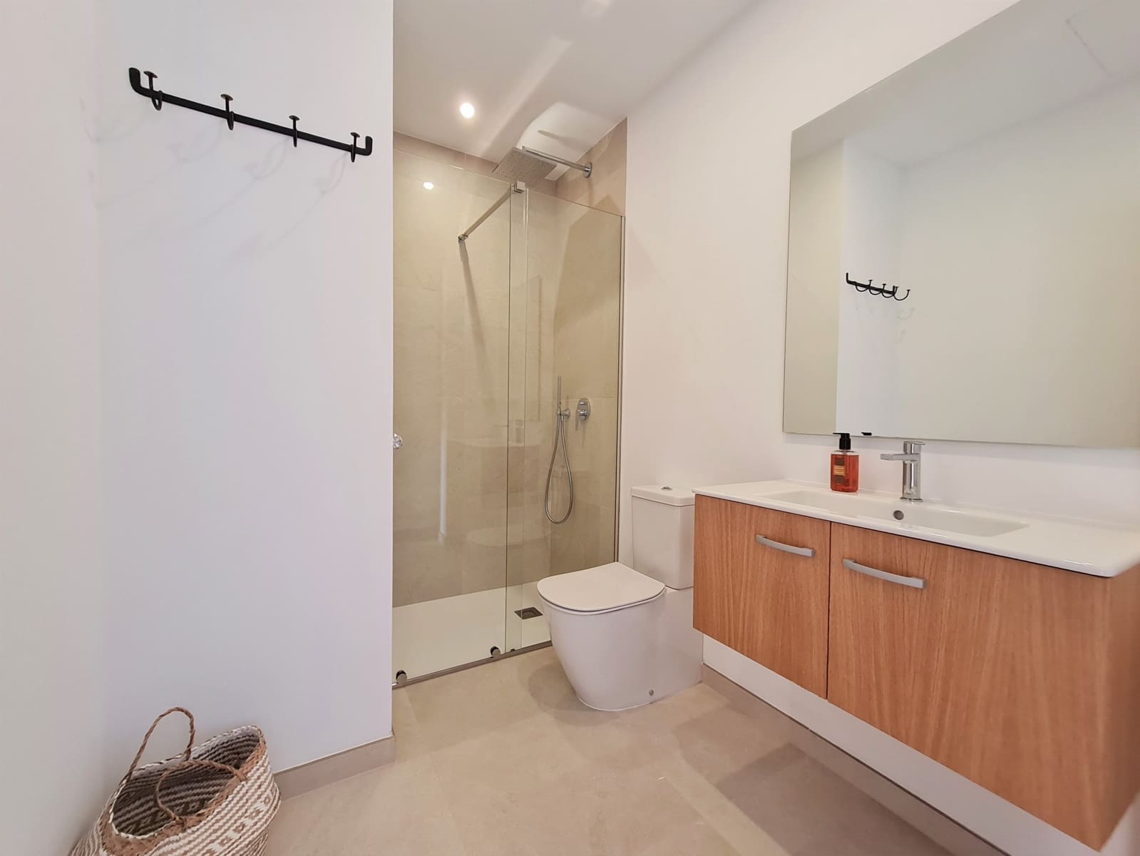 2 soveværelse Lejlighed til leje i Ses Salines med garage - € 1.600 (Ref: 7063205)