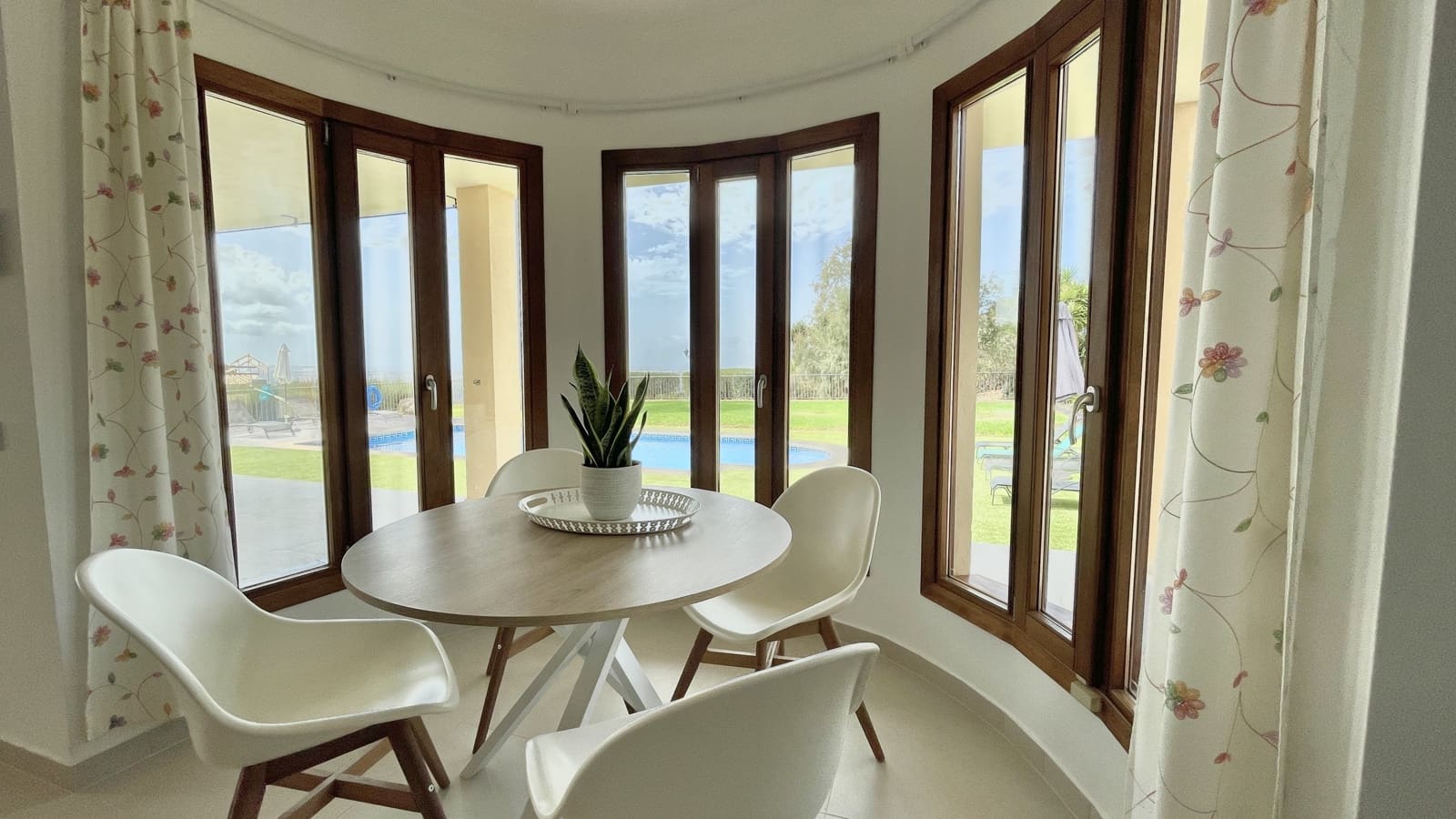 4 soveværelse Finca/Landehus til leje i Puntiro med swimmingpool garage - € 8.500 (Ref: 7063210)