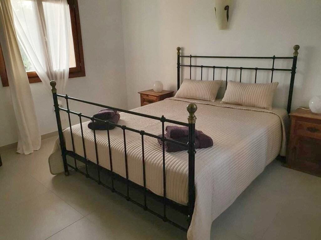 4 soveværelse Finca/Landehus til leje i Puntiro med swimmingpool garage - € 8.500 (Ref: 7063210)