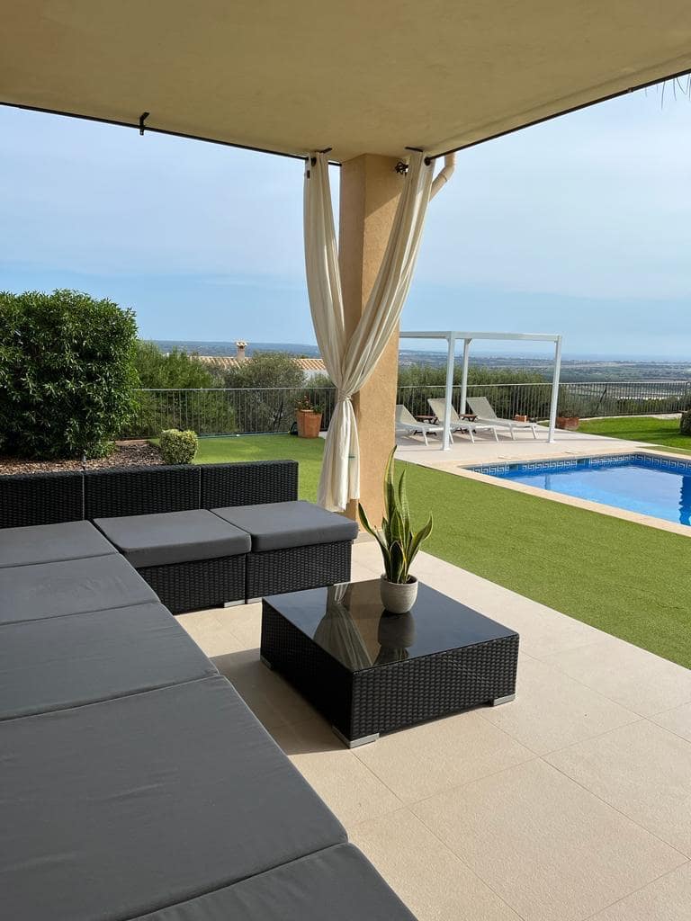 4 soveværelse Finca/Landehus til leje i Puntiro med swimmingpool garage - € 8.500 (Ref: 7063210)