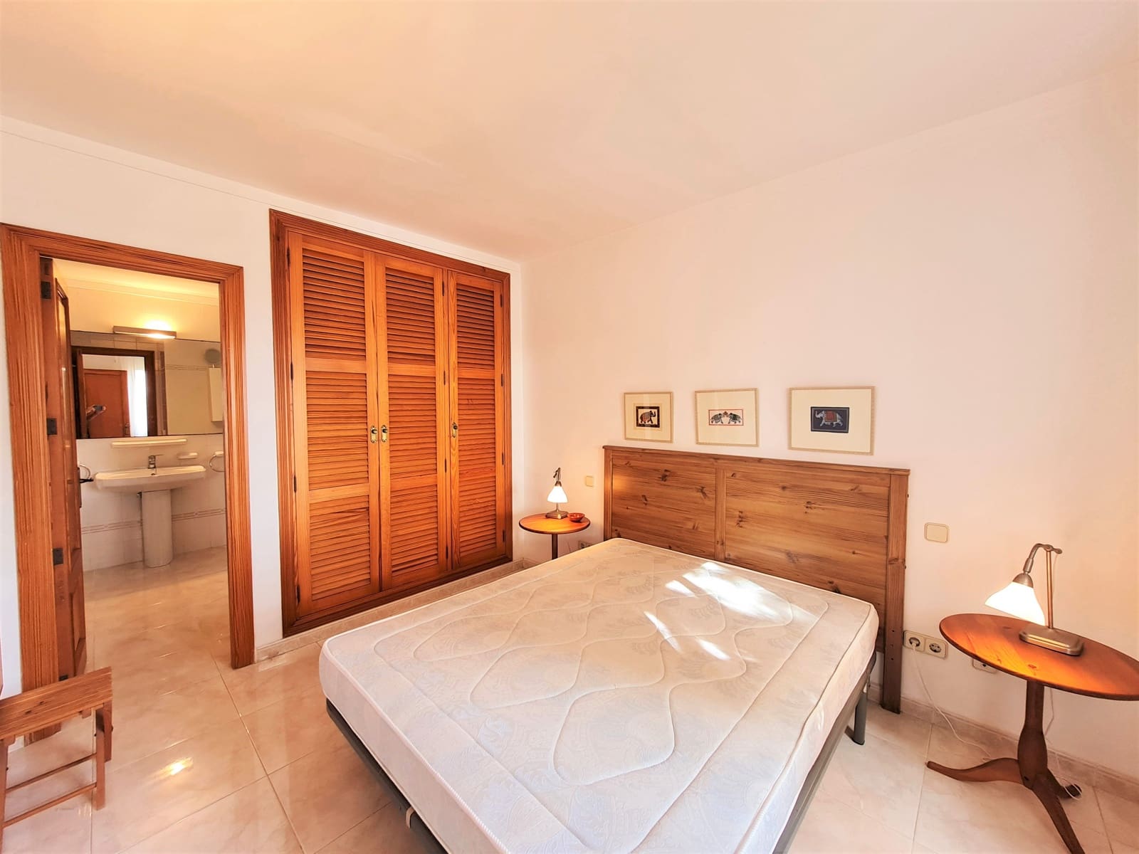 3 slaapkamer Appartement te huur in Porto Petro met zwembad garage - € 2.000 (Ref: 7074107)