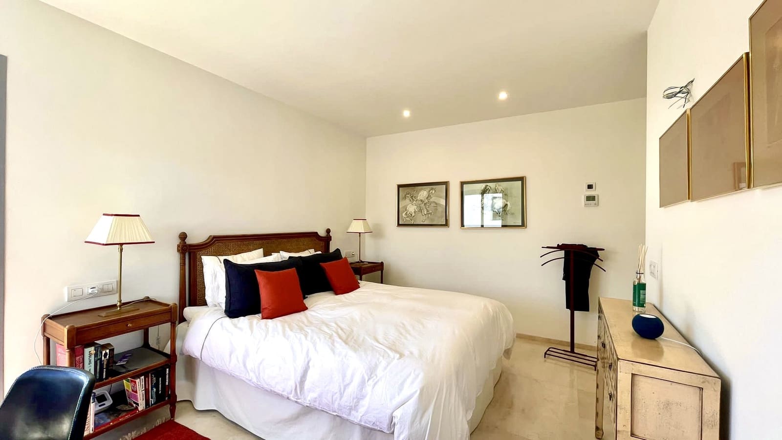 2 bedroom Apartment for rent in Palma de Mallorca with garage - € 3,950 (Ref: 7084521)