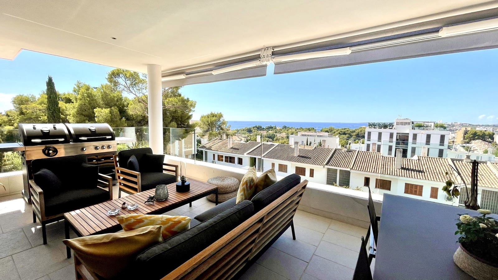 2 bedroom Apartment for rent in Palma de Mallorca with garage - € 3,950 (Ref: 7084521)