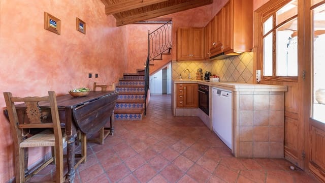 5 bedroom Villa for sale in Es Capdella, Calvià with pool garage - € 2,150,000 (Ref: 7097300)