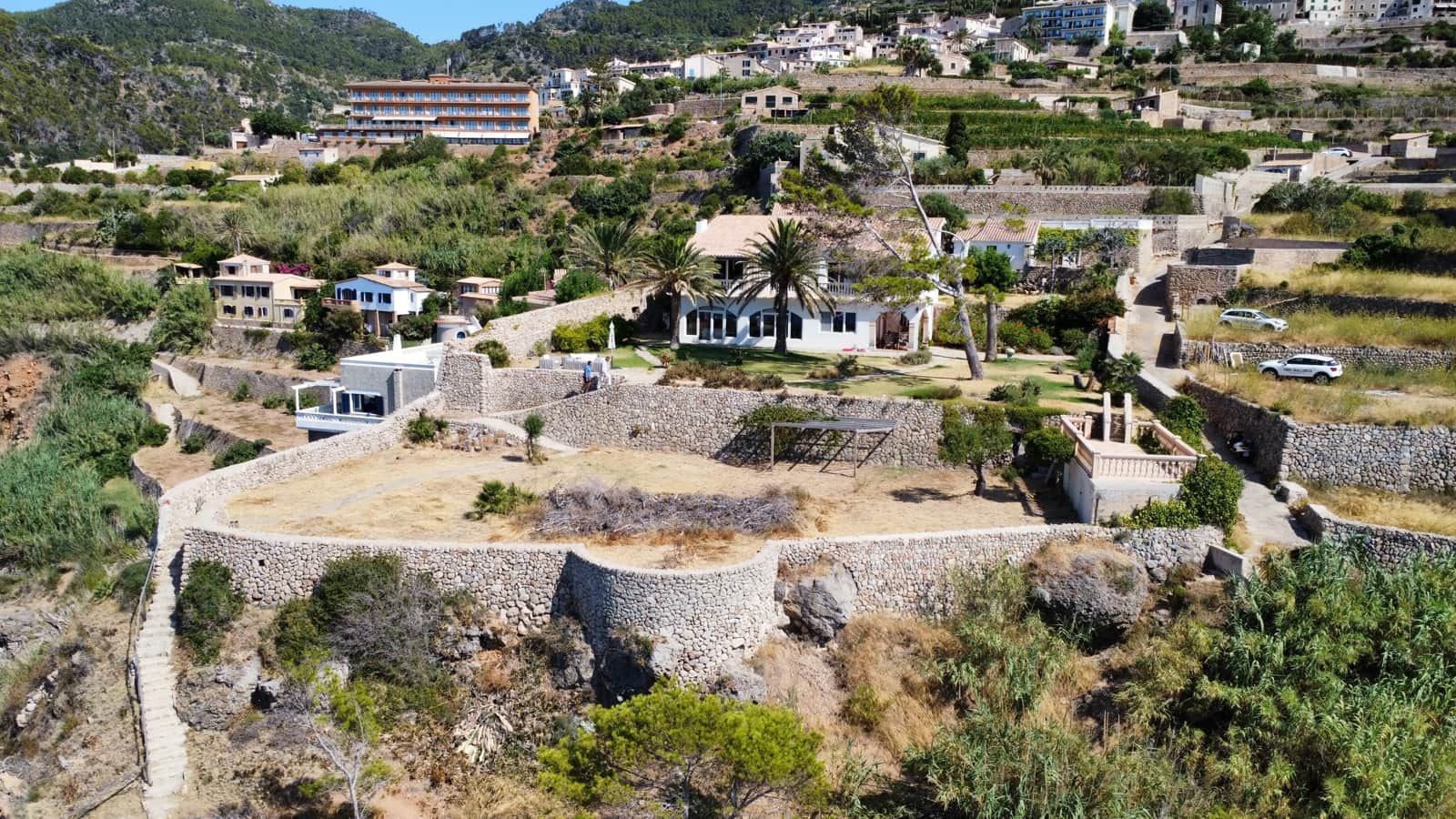 5 soveværelse Villa til salg i Banyalbufar med garage - € 6.290.000 (Ref: 7124283)