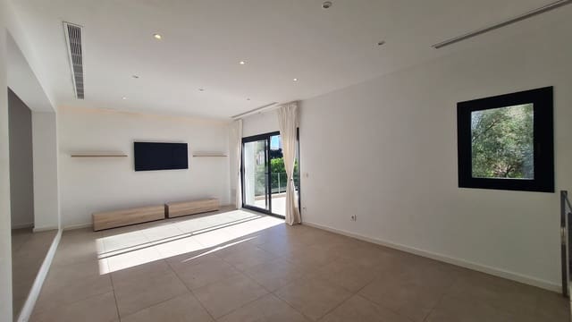 4 soveværelse Villa til leje i Palmanova, Calvià med swimmingpool garage - € 5.900 (Ref: 7135403)