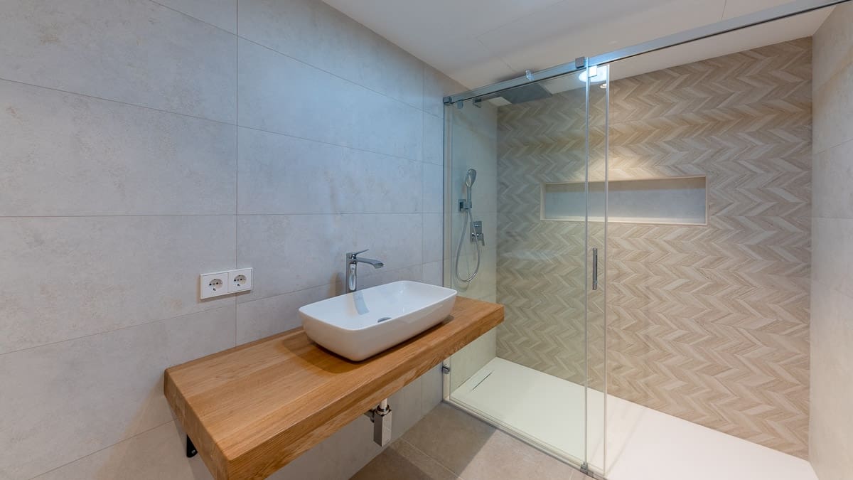 6 bedroom Villa for sale in Santa Ponsa with pool garage - € 4,495,000 (Ref: 7135406)