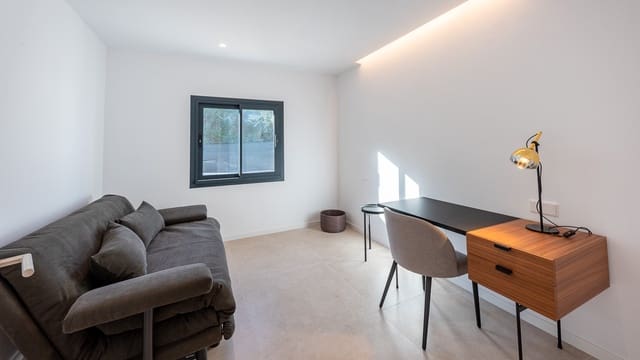 6 bedroom Villa for sale in Santa Ponsa, Calvià with pool garage - € 4,495,000 (Ref: 7135406)