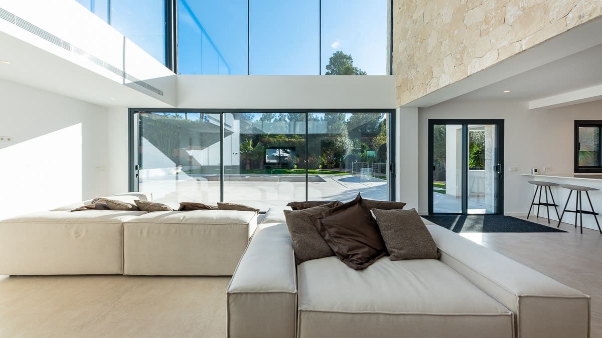 6 bedroom Villa for sale in Santa Ponsa with pool garage - € 4,495,000 (Ref: 7135406)