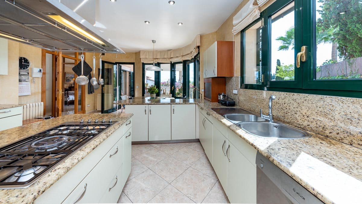 Chalet de 4 habitaciones en Palma de Mallorca en venta con piscina garaje - 1.950.000 € (Ref: 7140569)