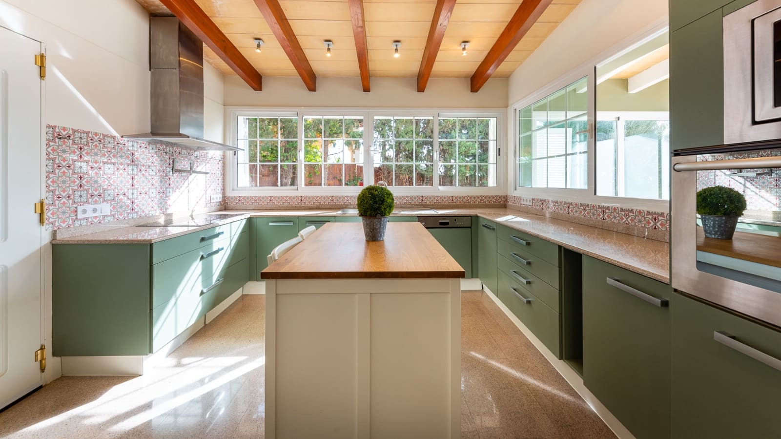 5 soverom Villa til salgs i Bunyola med svømmebasseng garasje - € 1 700 000 (Ref: 7177585)