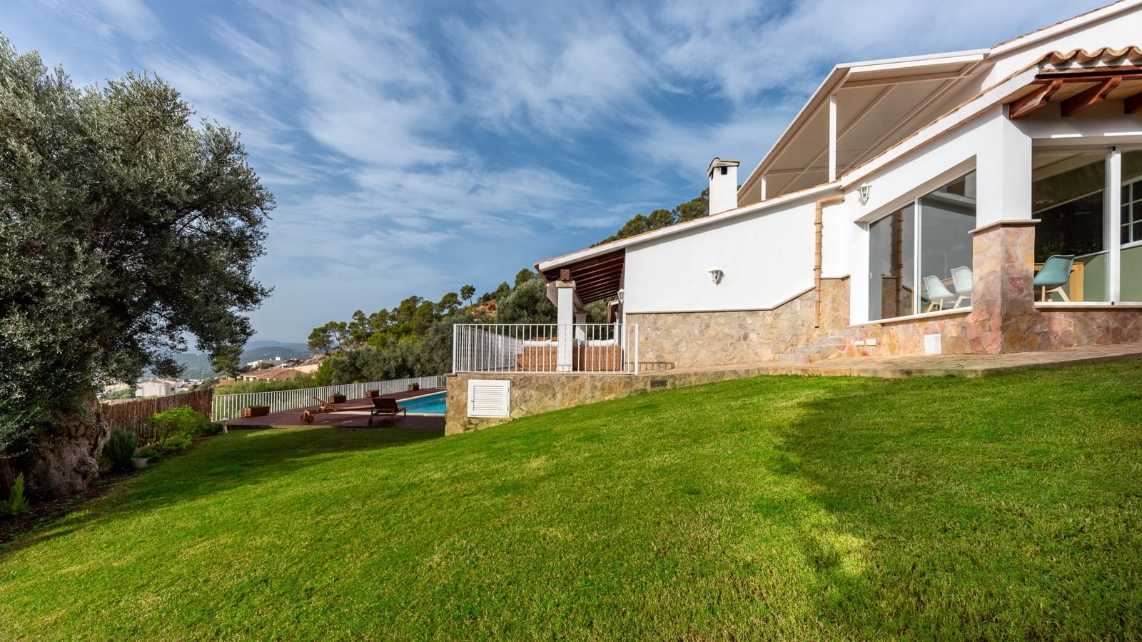 5 soverom Villa til salgs i Bunyola med svømmebasseng garasje - € 1 700 000 (Ref: 7177585)