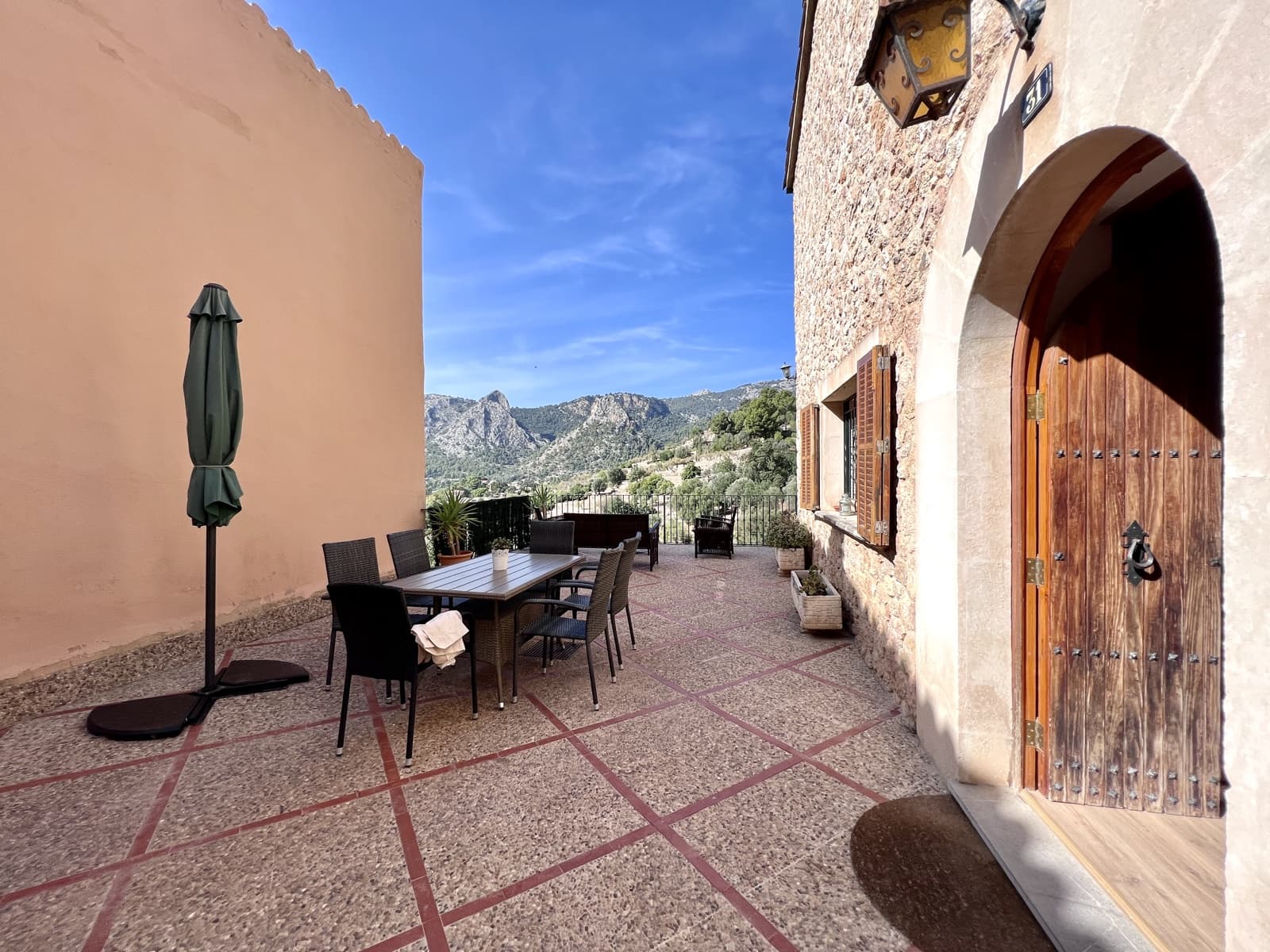 4 soveværelse Byhus til salg i Bunyola med garage - € 1.190.000 (Ref: 7186428)