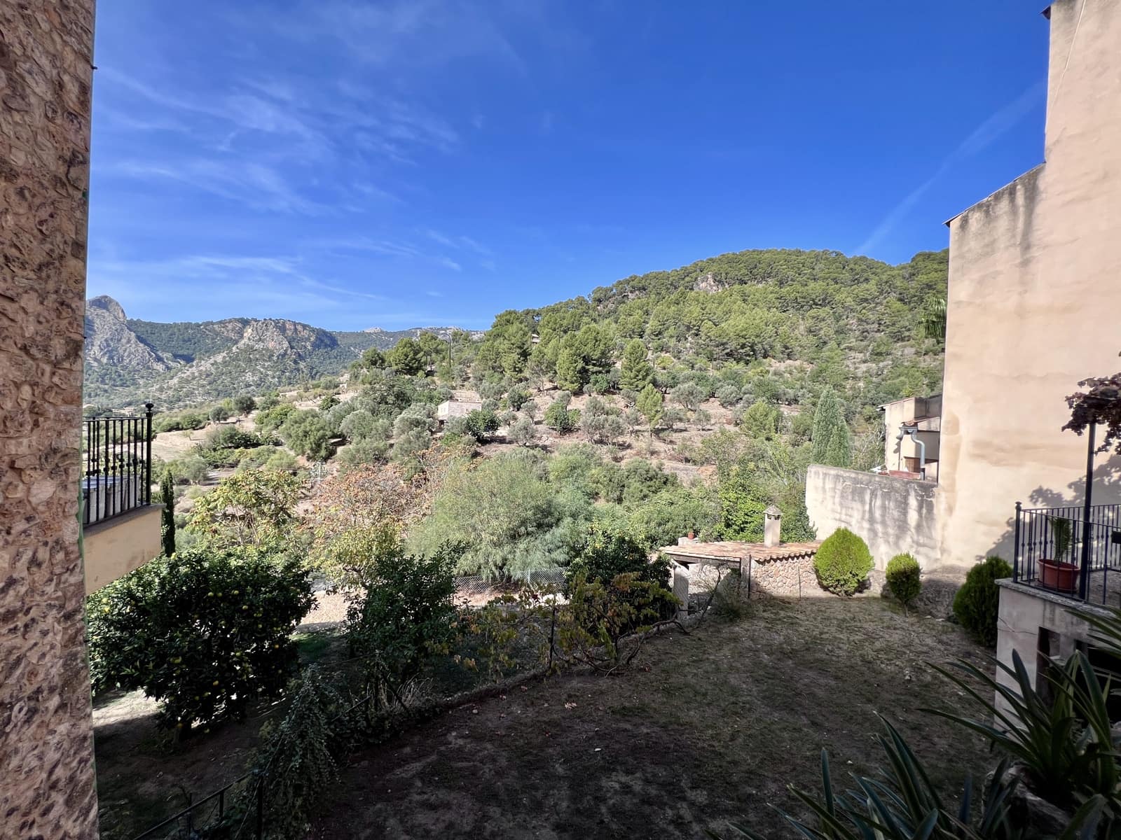 4 soveværelse Byhus til salg i Bunyola med garage - € 1.190.000 (Ref: 7186428)