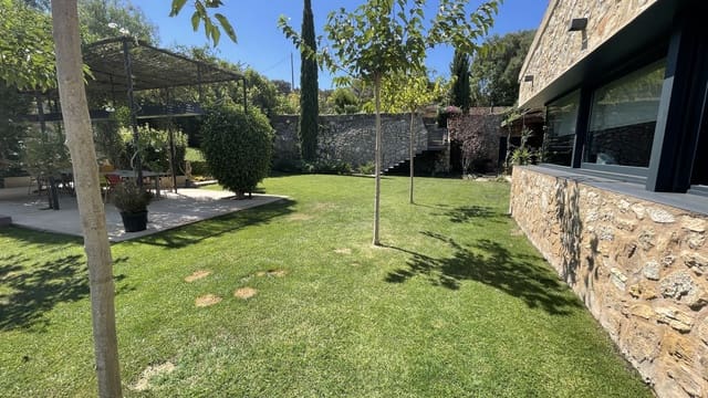 4 quarto Quinta/Casa Rural para arrendar em Sineu com piscina garagem - 8 200 € (Ref: 7192166)