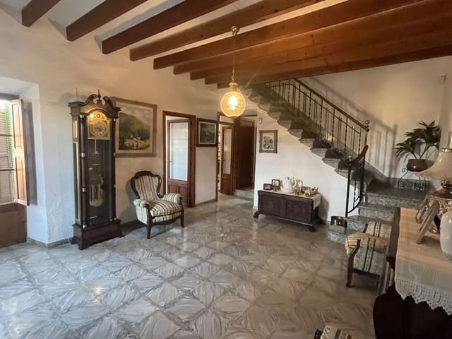 4 soveværelse Byhus til salg i Selva med garage - € 595.000 (Ref: 7218540)