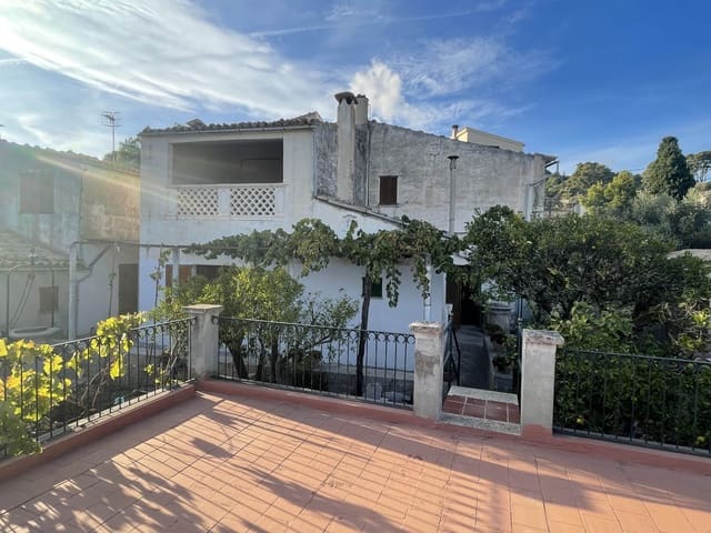 4 soveværelse Byhus til salg i Selva med garage - € 595.000 (Ref: 7218540)