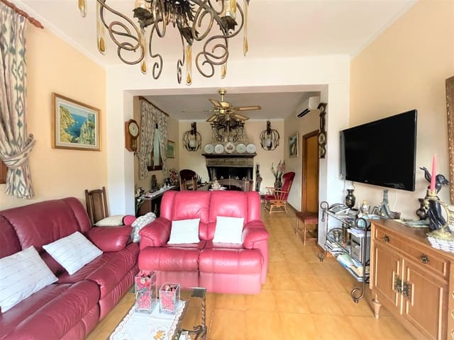 4 soveværelse Finca/Landehus til salg i Sa Pobla med swimmingpool garage - € 1.300.000 (Ref: 7225795)