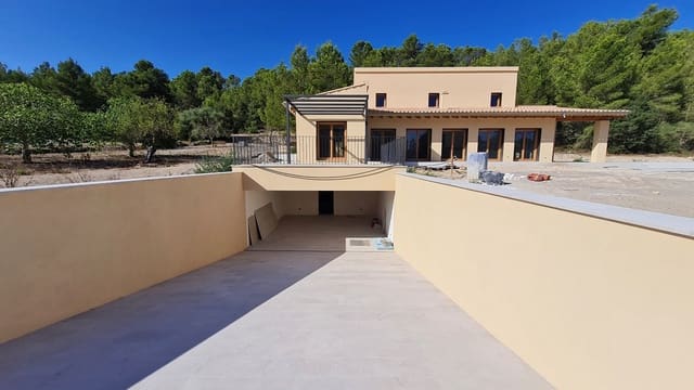 4 chambre Finca/Maison de Campagne à vendre à Montuïri avec piscine garage - 2 300 000 € (Ref: 7332273)