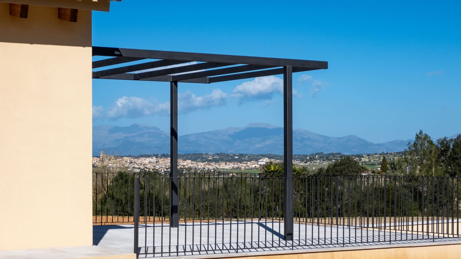 4 chambre Finca/Maison de Campagne à vendre à Montuiri avec piscine garage - 2 300 000 € (Ref: 7332273)