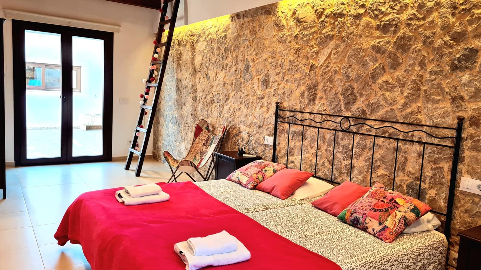 5 bedroom Finca/Country House for rent in Inca with pool garage - € 3,700 (Ref: 7332283)