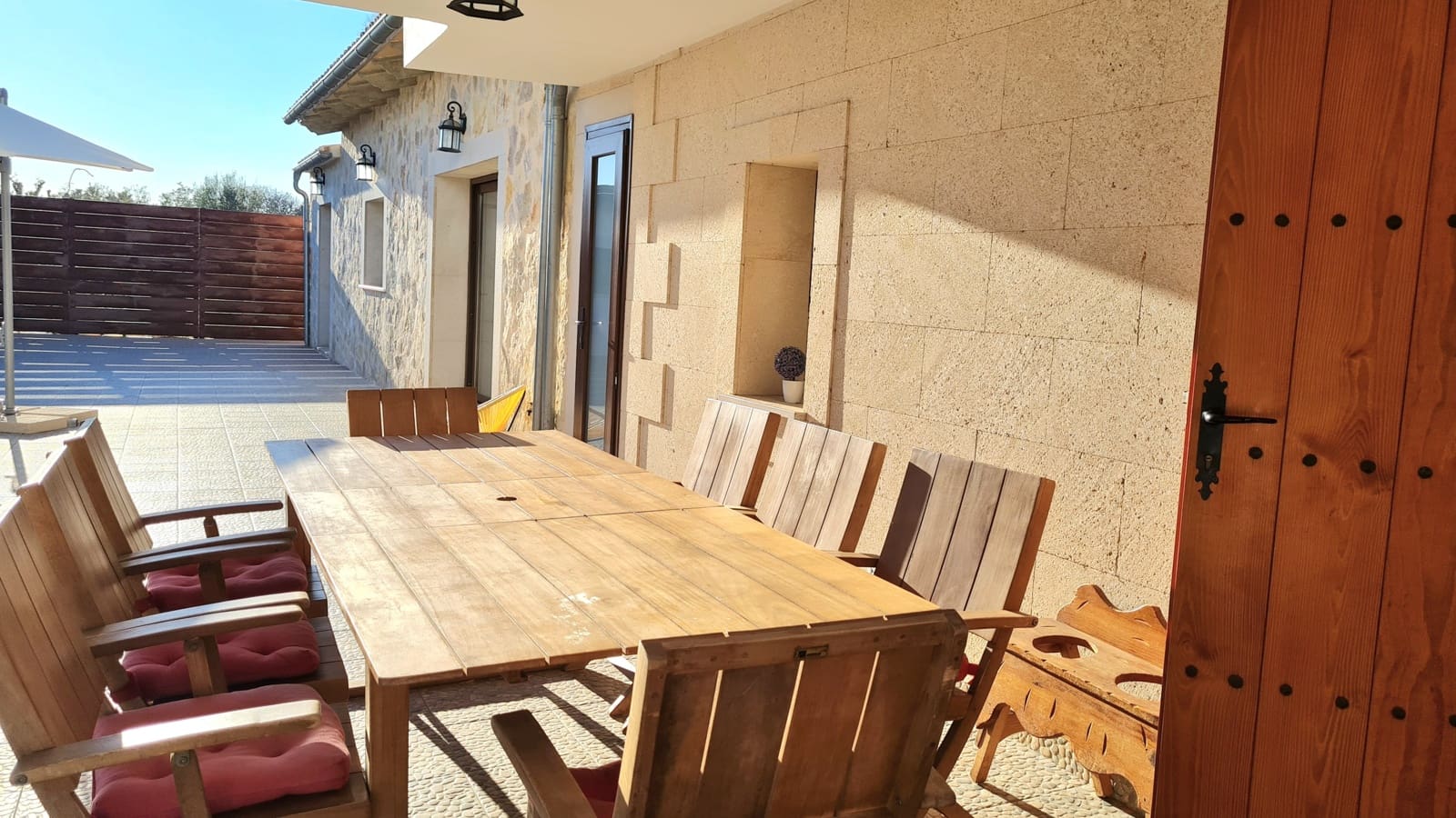 5 bedroom Finca/Country House for rent in Inca with pool garage - € 3,700 (Ref: 7332283)