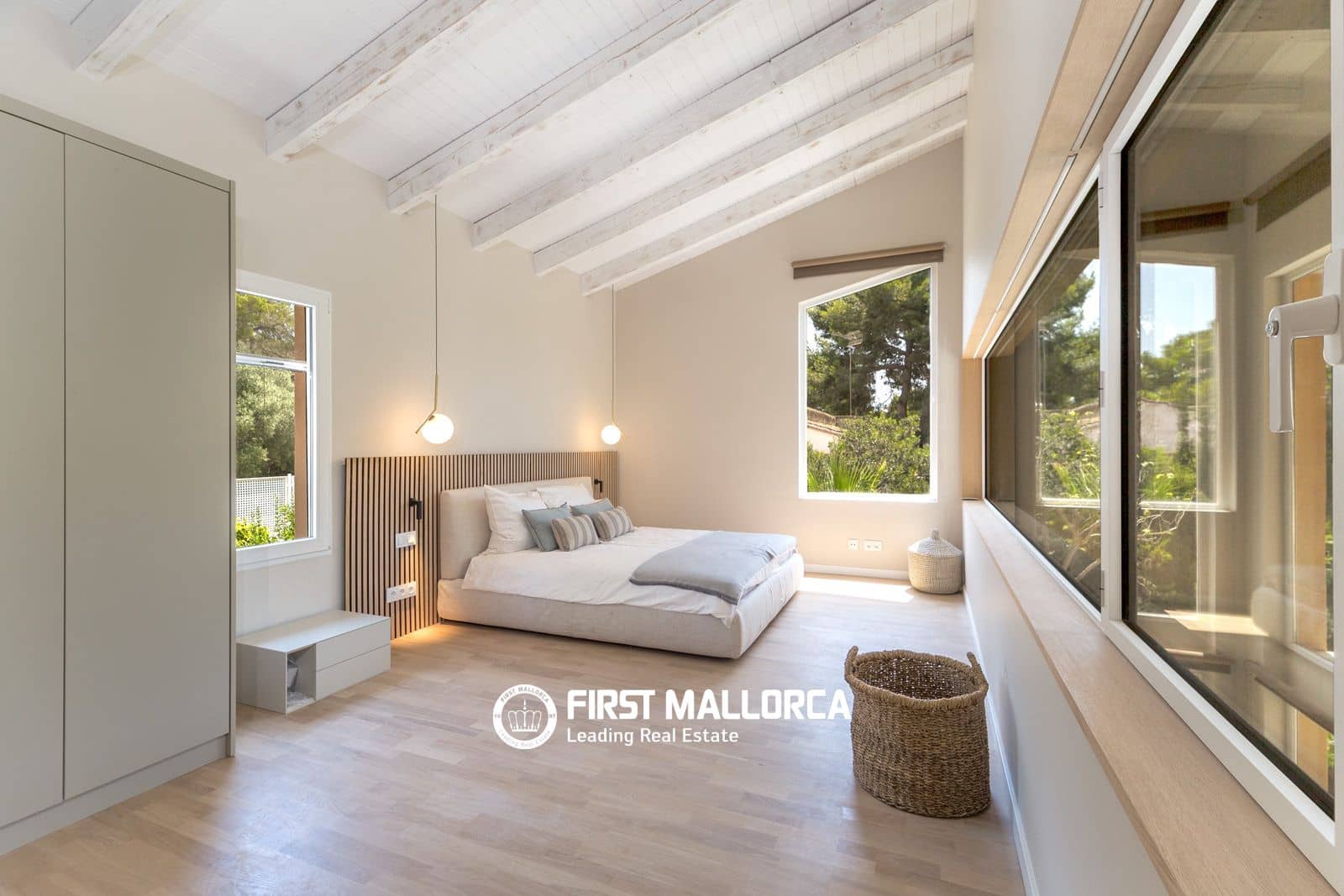 4 soveværelse Villa til leje i Cala Vinyes / Cala Vinyas / Cala Vinas med swimmingpool garage - € 7.000 (Ref: 7339975)