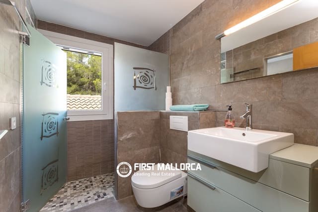 4 soverom Villa til leie i Cala Vinyes / Cala Vinyas / Cala Viñas, Calvià med svømmebasseng garasje - € 7 000 (Ref: 7339975)