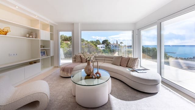 4 bedroom Villa for sale in Costa d'en Blanes, Calvià with pool garage - € 2,975,000 (Ref: 7348218)