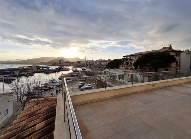 3 makuuhuone Huoneisto vuokrattavana paikassa Cala Ratjada, Capdepera mukana 
autotalli - 3 500 € (Ref: 7364631)