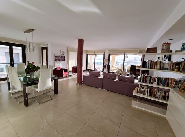 3 makuuhuone Huoneisto vuokrattavana paikassa Cala Ratjada, Capdepera mukana 
autotalli - 3 500 € (Ref: 7364631)
