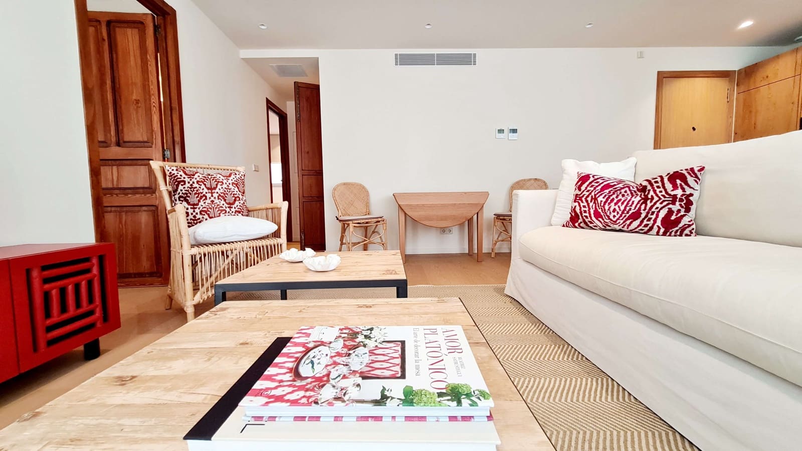 2 bedroom Apartment for rent in Palma de Mallorca with garage - € 2,650 (Ref: 7375842)