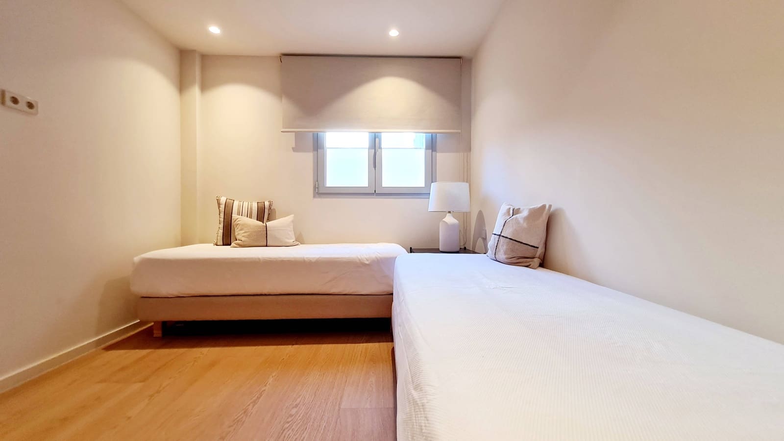 2 bedroom Apartment for rent in Palma de Mallorca with garage - € 2,650 (Ref: 7375842)