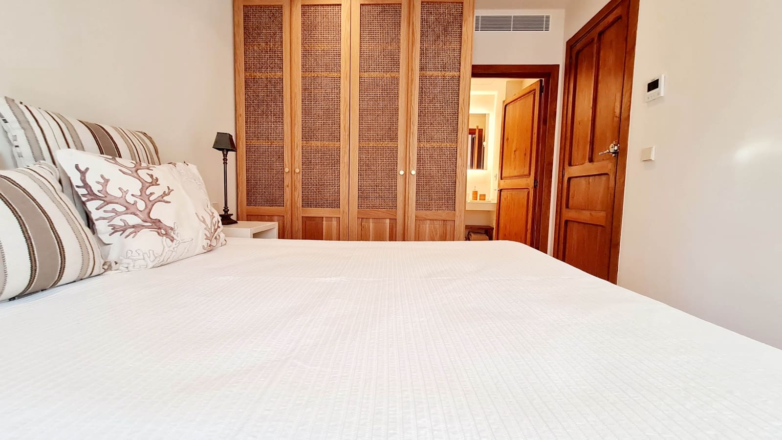 2 bedroom Apartment for rent in Palma de Mallorca with garage - € 2,650 (Ref: 7375842)