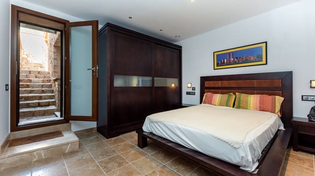 5 sovrum Villa till salu i Caimari, Selva med pool garage - 1 800 000 € (Ref: 7391651)