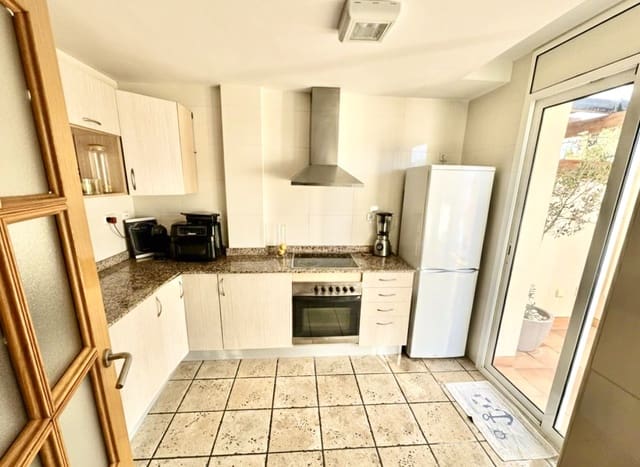 4 soverom Kjedet enebolig til leie i Port de Pollença, Pollensa / Pollença med garasje - € 2 700 (Ref: 7391679)