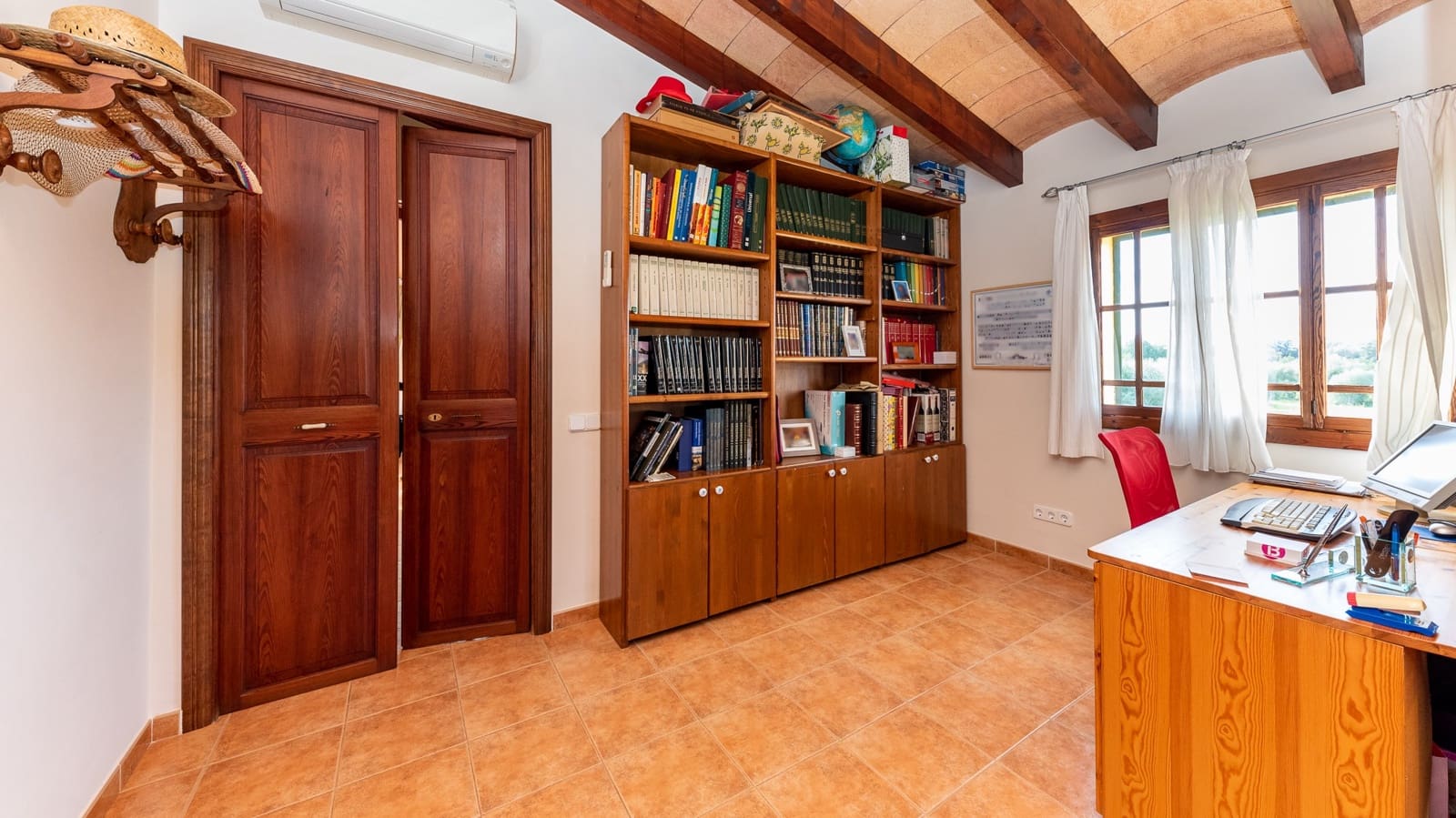 4 Zimmer Finca/Landgut zu verkaufen in Buger mit Pool Garage - 1.600.000 € (Ref: 7409646)