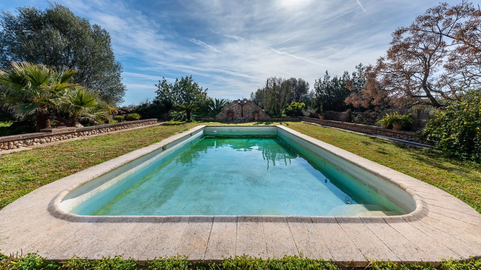 4 Zimmer Finca/Landgut zu verkaufen in Buger mit Pool Garage - 1.600.000 € (Ref: 7409646)