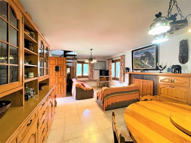 4 soveværelse Finca/Landehus til salg i La Casa Blanca, Palma de Mallorca med garage - € 850.000 (Ref: 7450404)