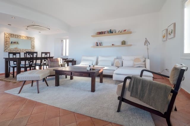 Penthouse de 1 chambre à louer à Estellenchs - 3 000 € (Ref: 7458037)