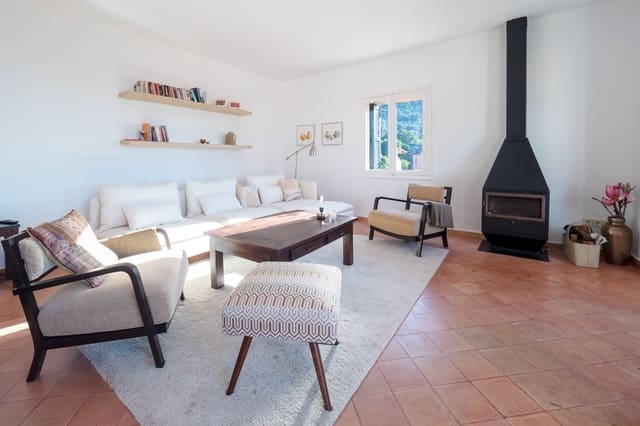 Penthouse de 1 chambre à louer à Estellenchs - 3 000 € (Ref: 7458037)