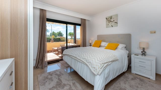 2 soveværelse Lejlighed til salg i Bendinat, Calvià med garage - € 890.000 (Ref: 7472011)