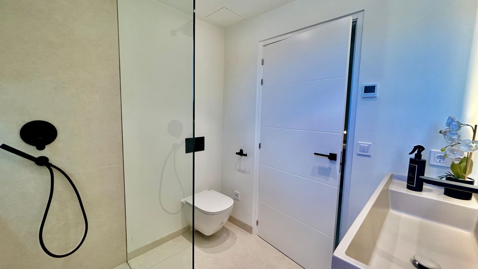 2 sypialnia Dom blizniak na sprzedaż w Santa Ponsa z garażem - 1 850 000 € (Ref: 7502122)