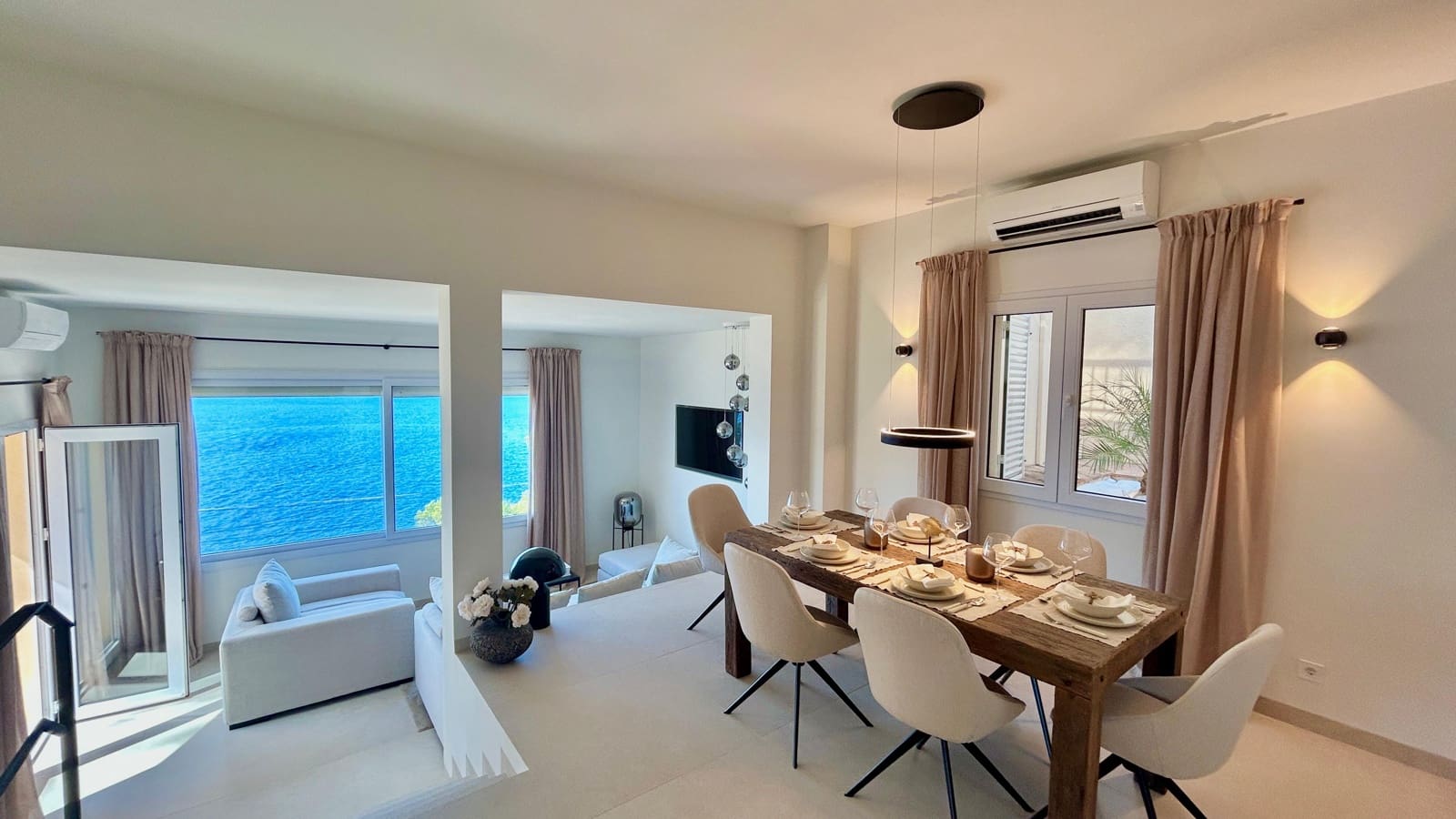 2 sypialnia Dom blizniak na sprzedaż w Santa Ponsa z garażem - 1 850 000 € (Ref: 7502122)