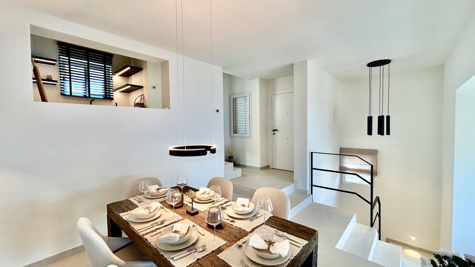 2 sypialnia Dom blizniak na sprzedaż w Santa Ponsa z garażem - 1 850 000 € (Ref: 7502122)