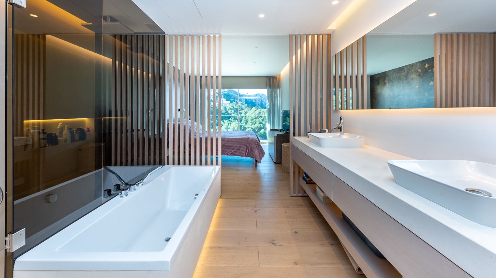 3 soveværelse Semi-Rækkehus til salg i Puerto de Andratx med swimmingpool garage - € 3.750.000 (Ref: 7502131)