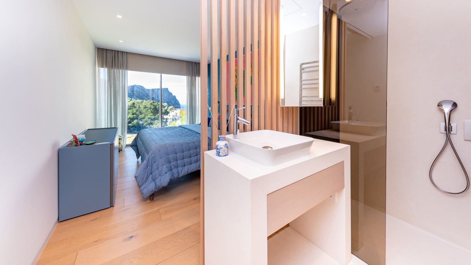 3 soveværelse Semi-Rækkehus til salg i Puerto de Andratx med swimmingpool garage - € 3.750.000 (Ref: 7502131)