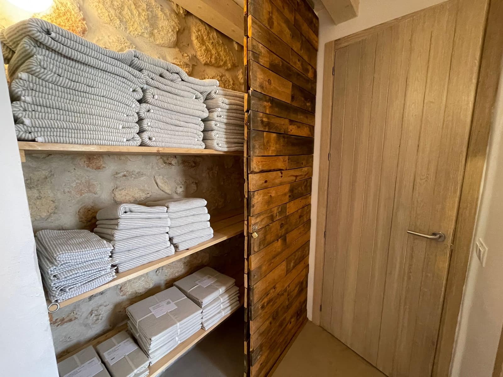 4 soveværelse Finca/Landehus til leje i Establiments med swimmingpool garage - € 8.000 (Ref: 7502141)