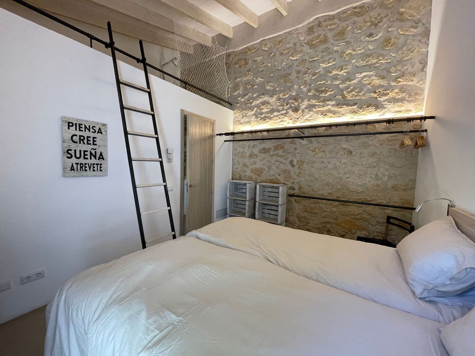 4 soveværelse Finca/Landehus til leje i Establiments med swimmingpool garage - € 8.000 (Ref: 7502141)